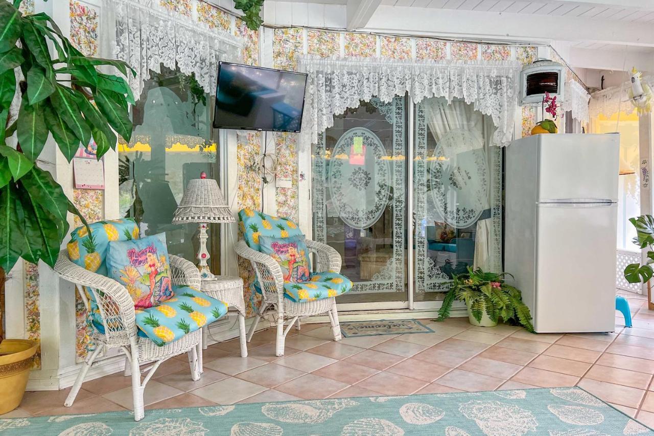 Апартаменти Pams Mermaid House With Riverfront Yard And Lanai! Вікі-Вачі Екстер'єр фото